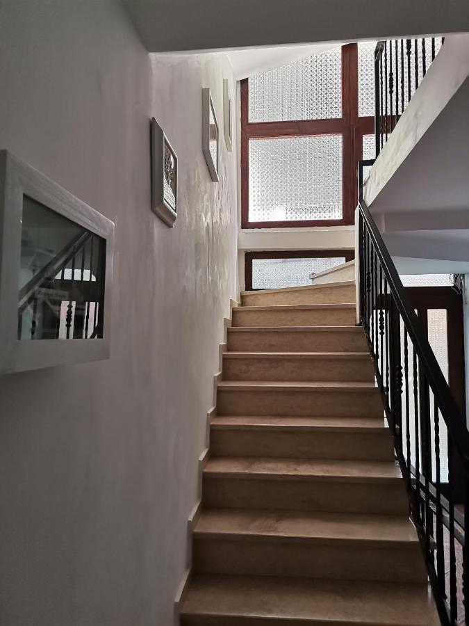Guest Rooms Melsambria 内塞伯尔 外观 照片